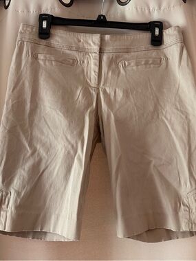 Cache Women's Tan Bermuda Shorts
